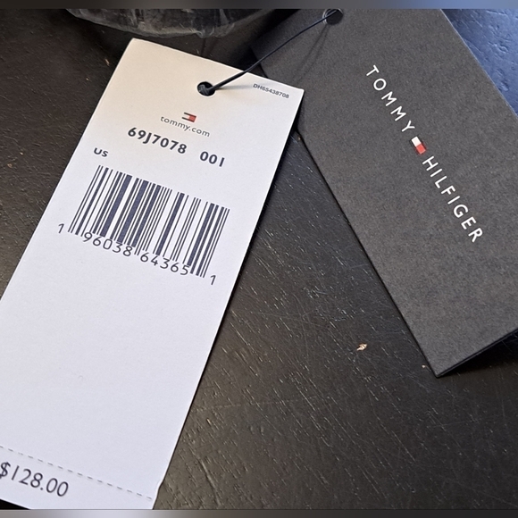 NWT Tommy Hilfiger Camilla II Flap Backpack   11\